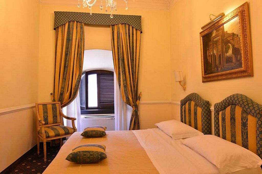 Hotel Traiano Рим Екстериор снимка