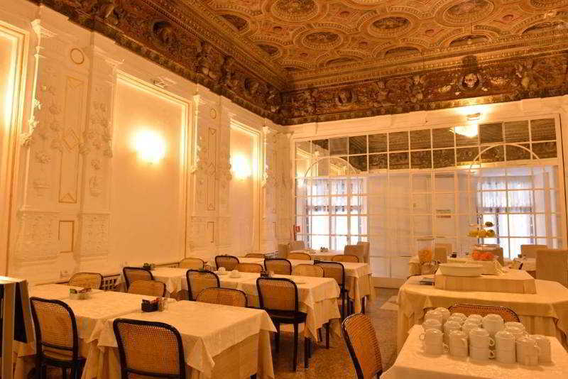 Hotel Traiano Рим Екстериор снимка