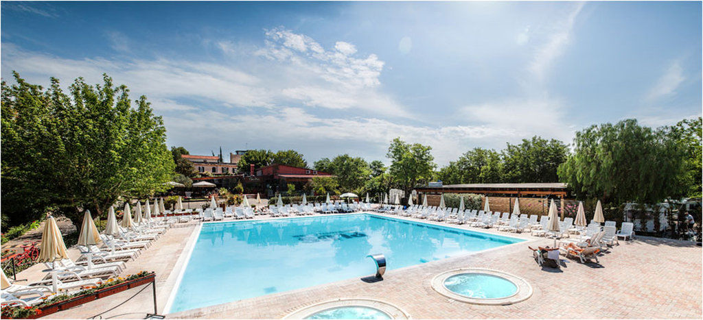 Hotel Traiano Рим Екстериор снимка